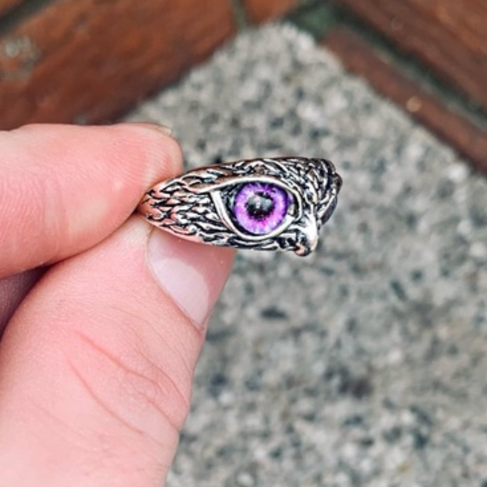 Vivid Purple Eyed Owl Tibetan Silver Ring (Size: Adjustable / One Size Fits All) - Picture 2 of 5